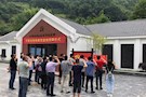 王先波同志带领参观王新法党性教育基地