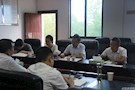 袁文到联点乡传达区委常委（扩大）会会议精神