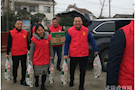 区食药监管局赴河洑镇全美村开展党日活动