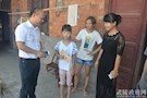 武陵区委统战部全体党员携手长沙银行常德分行扶贫点村助学